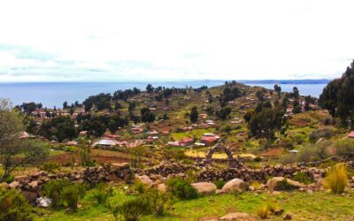 Why travelling Lake Titicaca is stunning but also a tourist trap